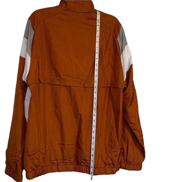 Champion lightweight jacket windbreaker - Picture 10 of 11